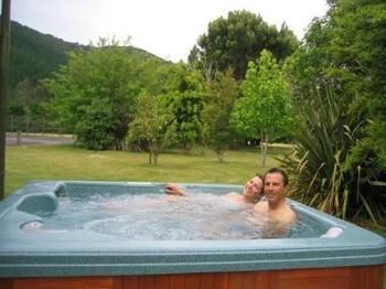 Mount Richmond Estate Motels Rai Valley Екстериор снимка
